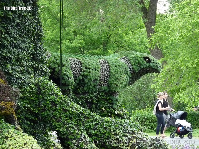 Iguana on The Bird Tree Mosaiculture horticultural design at Jardin Botanique de Montreal