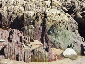 Colour, texture, and pattern in Old Red Sandstone strata in South Wales