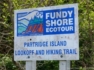 Sign for the hiking trail on Partridge Island