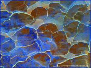 Abstract image based on natural fracture patterns in soft rocks