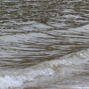 Natural patterns on sea water