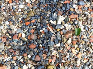 Composition of an urban riverside beach