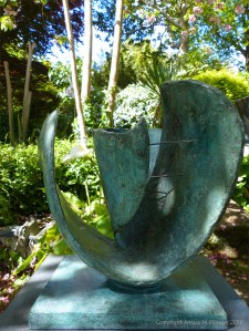 Bronze sculpture by Barbara Hepworth
