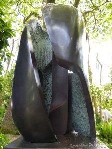 Bronze sculpture by Barbara Hepworth