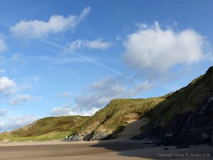 Prissen's Tor rocks at Broughton Bay in Gower, South Wales