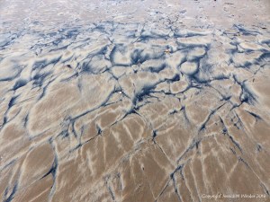 Natural patterns in the sand