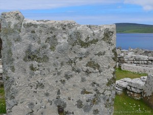 Texture and pattern in Devonian sedimentary rocks used for building stone walls on a over 2000 years ago