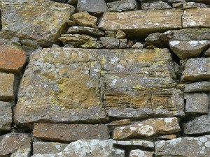 Texture and pattern in Devonian sedimentary rocks used for building stone walls on a over 2000 years ago