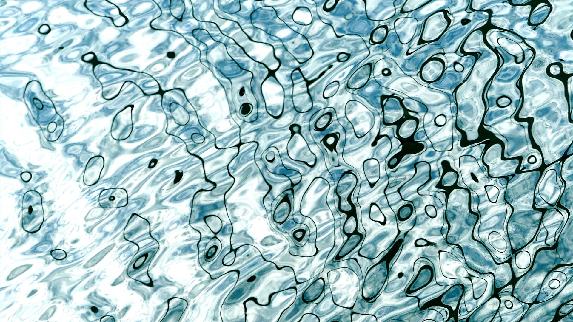 Seawater surface texture and reflection patterns