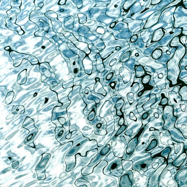 Seawater surface texture and reflection patterns